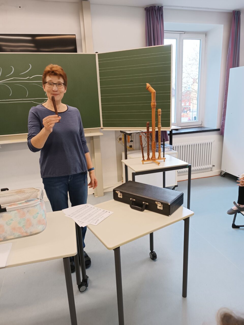 Musikalischer Besuch in der 2a